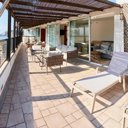 Hotel Geranios 4*